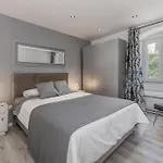 Terrace Suites-split شقة *