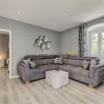 Terrace Suites-split شقة *