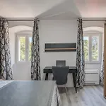Terrace Suites-split * سبليت