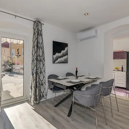 Terrace Suites-split Apartman *